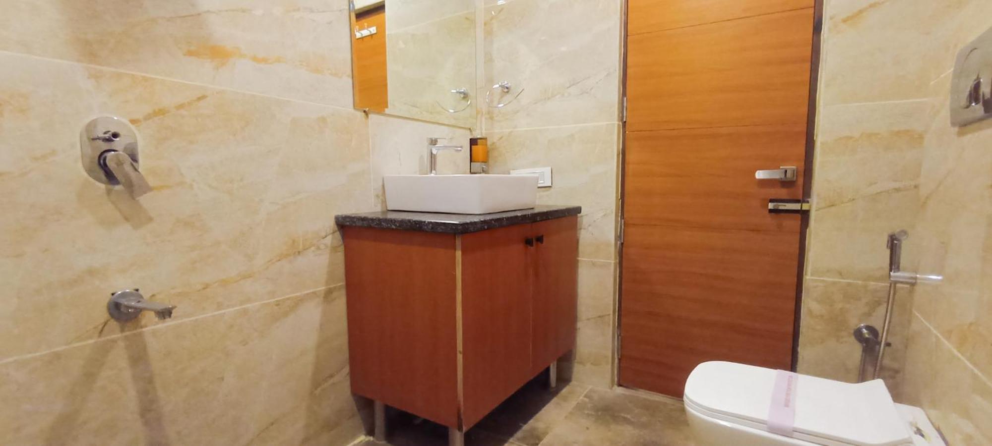Hotel Lake View จัณฑีครห์ ภายนอก รูปภาพ